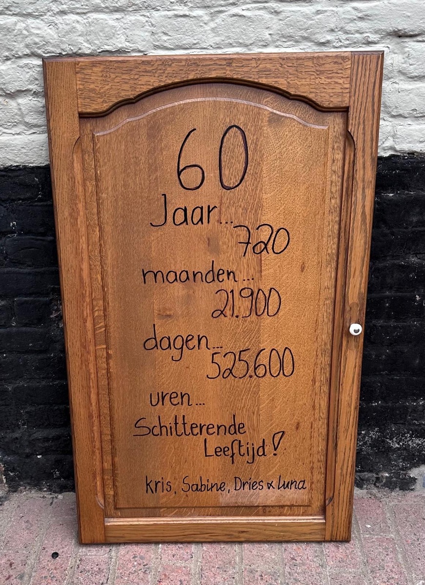 60, een nieuwe voordeur en nieuwe kansen